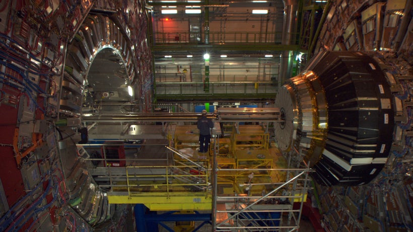 https://commons.wikimedia.org/wiki/File:CERN_(Film).jpg