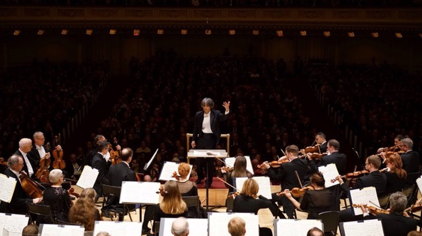 Violinist Maxim Vengerov Is Both Fierce and Tender as Montréal Symphony