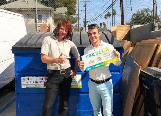 La Sets An Example Of Environmental Resistance With Recycla Huffpost