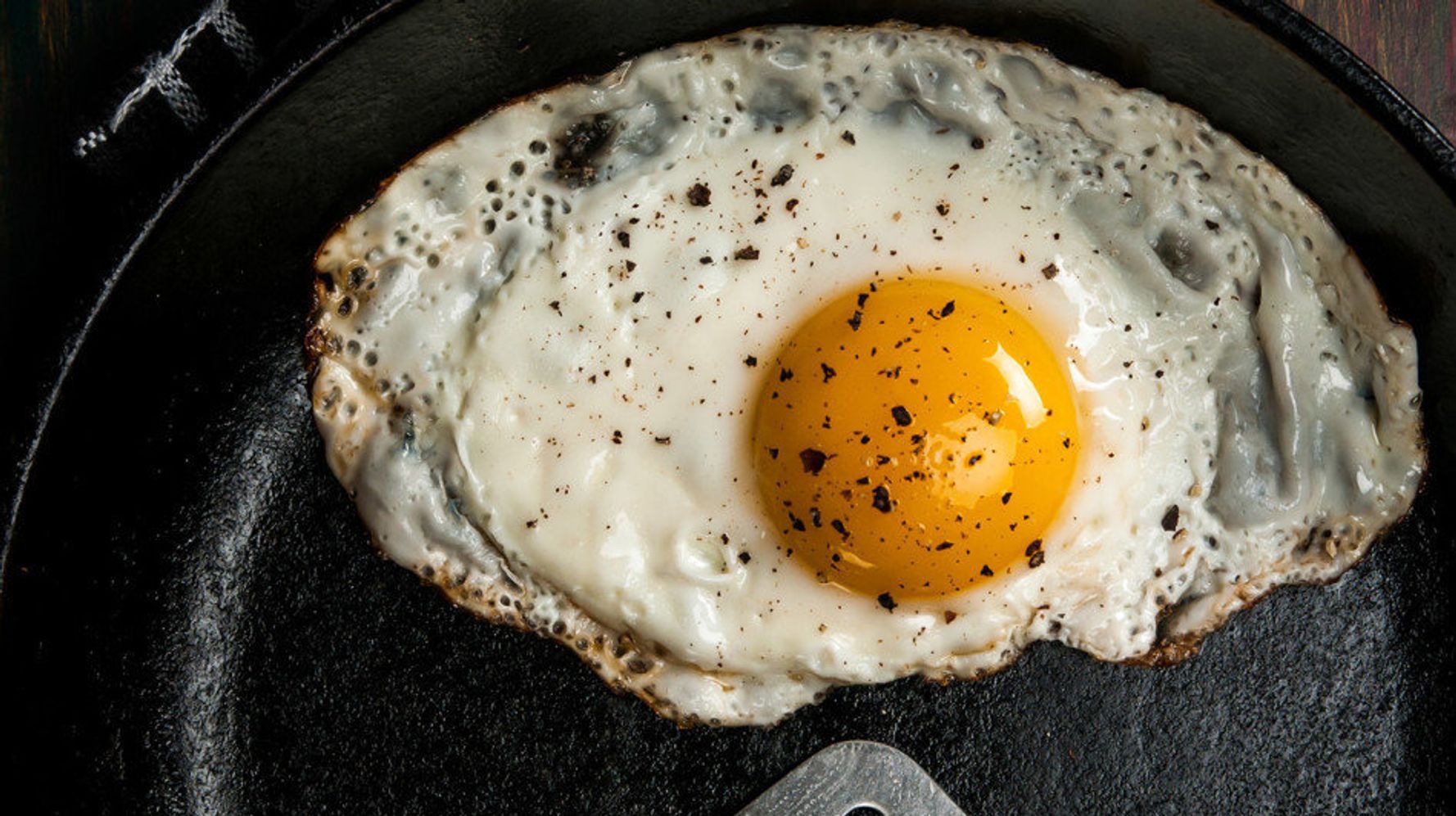 🍳What Really Happens When Using a Metal Spatula on Your Cast Iron Pan 