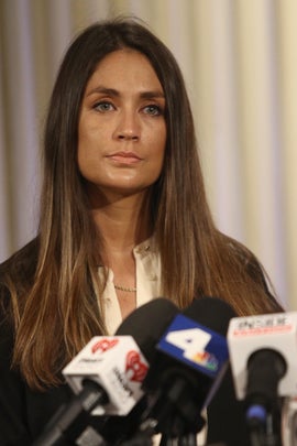 LOS ANGELES, CA - OCTOBER 25:  Actress Dominique Huett (pictured) and her attorney Jeff Herman speak during a press conference regarding Huetts lawsuit against The Weinstein Company at the Kimton Hotel October 25, 2017 in Los Angeles, California.  Huett is claiming The Weinstein Company knew about Harvey Weinsteins sexual misconduct and did nothing to stop it.  Weinstein has been accused of sexual assault, harassment or rape by dozens of women.  (Photo by Frederick M. Brown/Getty Images)
