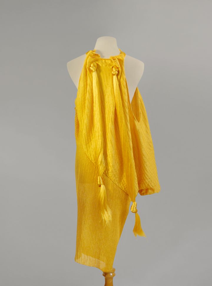 <p>Back side of the Stella McCartney x Bolt Threads dress that is currently on display at MoMA.</p>