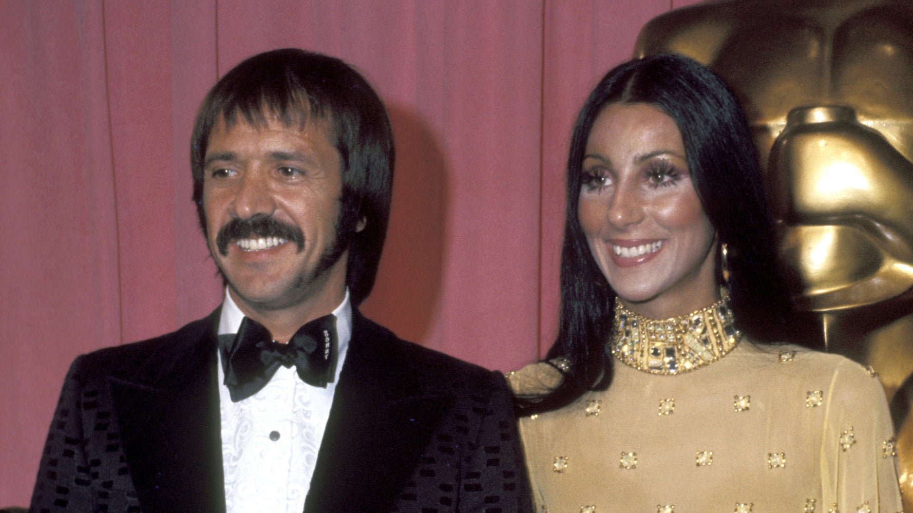 Kim Kardashian S Resemblance To Cher For Halloween Is Truly Uncanny Huffpost