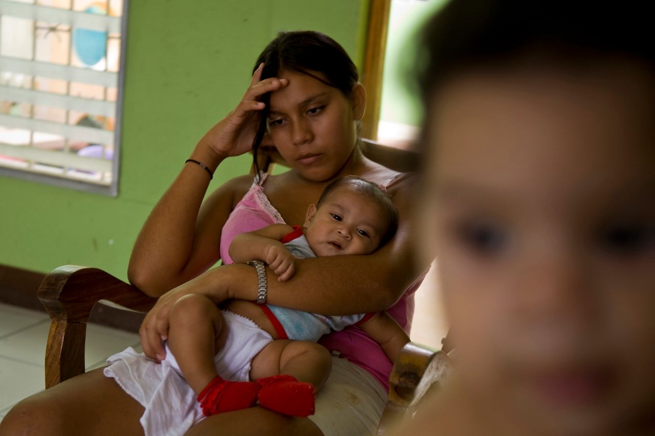 Marta, 16 at the time, in a refuge for young mothers. In Nicaragua, abortion is illegal even when girls become pregnant following sexual abuse. Managua, 2008.