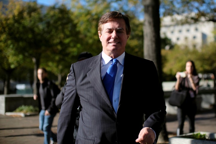 Former Trump 2016 campaign chairman Paul Manafort leaves U.S. federal court on Oct. 30.