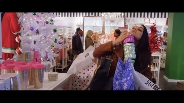 Keen eyes might spot more <a href="http://oldnavy.gap.com/" target="_blank">Old Navy</a> cameos in the film.