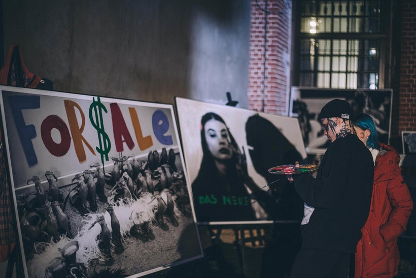 Artist in action at the Museum of Moscow