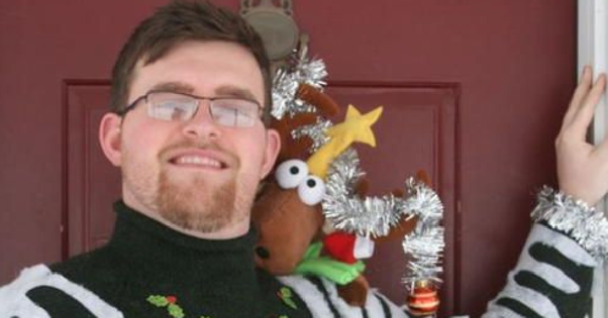 DIY Christmas Snow Globe Jumpers And Other Curiosities Trending On