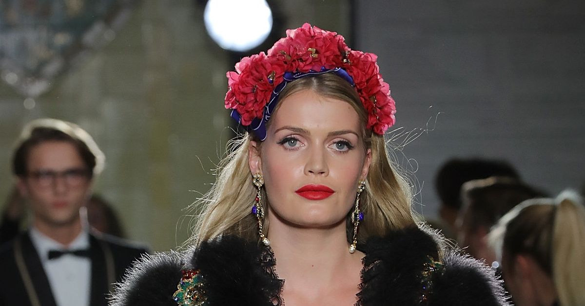 Lady Kitty Spencer, Princess Diana's Niece, Walks Runway For Dolce ...