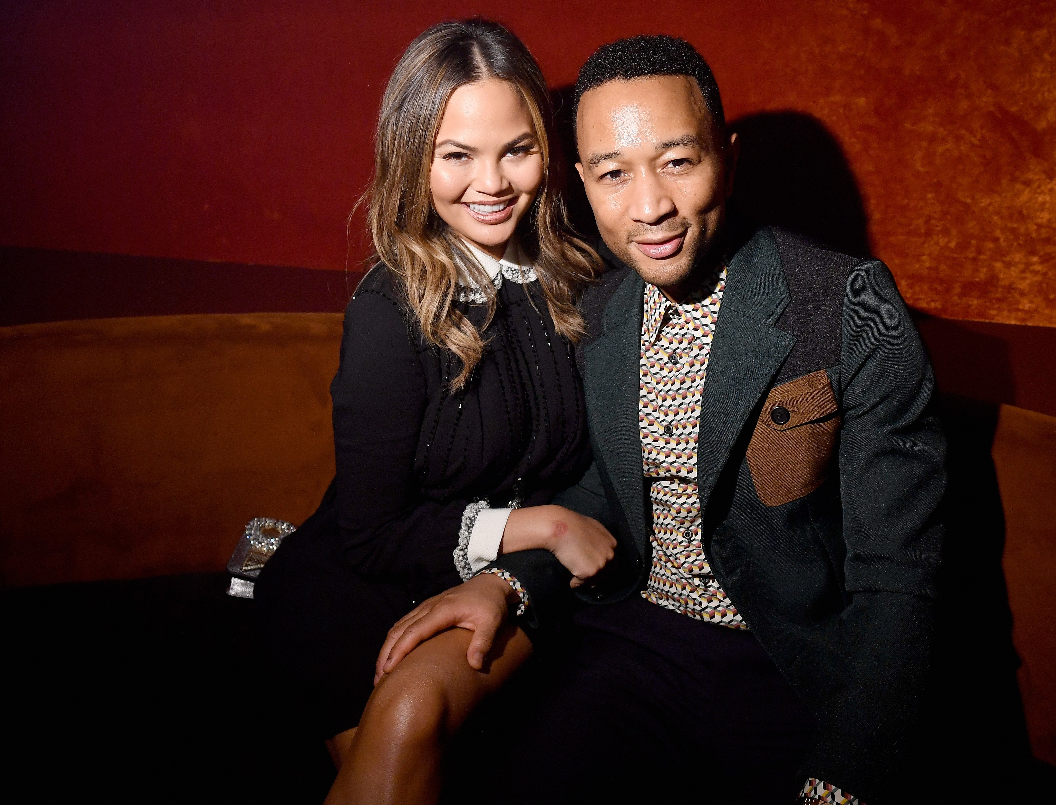OH waitress says Chrissy Teigen left her whopping $1000 tip OH waitress says Chrissy Teigen left her whopping $1000 tip