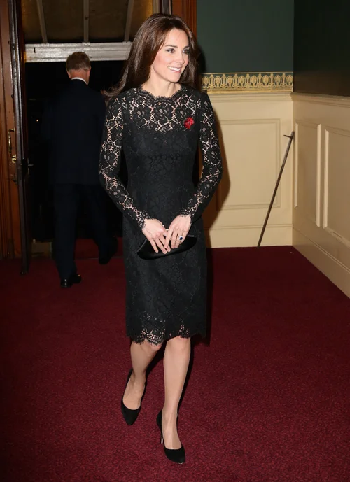 The Duchess Of Cambridge's Black Lace Dress Is Clearly Part Of A Pattern |  HuffPost Life