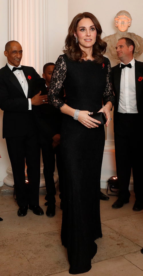 The Duchess Of Cambridge's Black Lace Dress Is Clearly Part Of A Pattern |  HuffPost Life