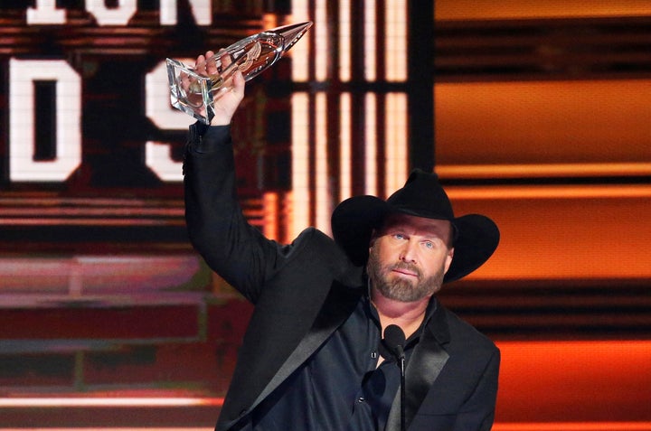 Country music legend Garth Brooks won the Entertainer of the Year award for a second straight year.