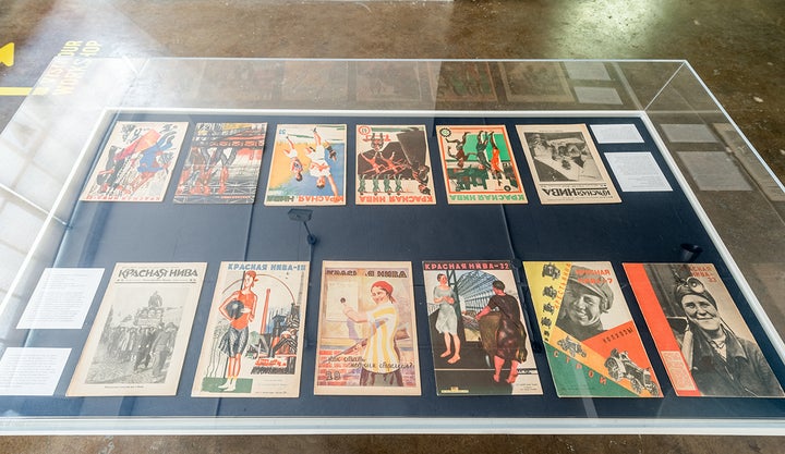 Case filled with a women’s and same-sexualized images from revolutionary periodicals. 