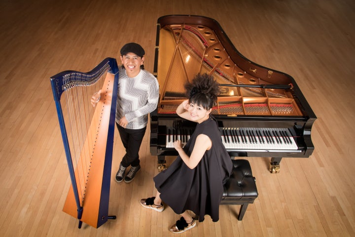 <p>Edmar Castaneda & Hiromi</p>