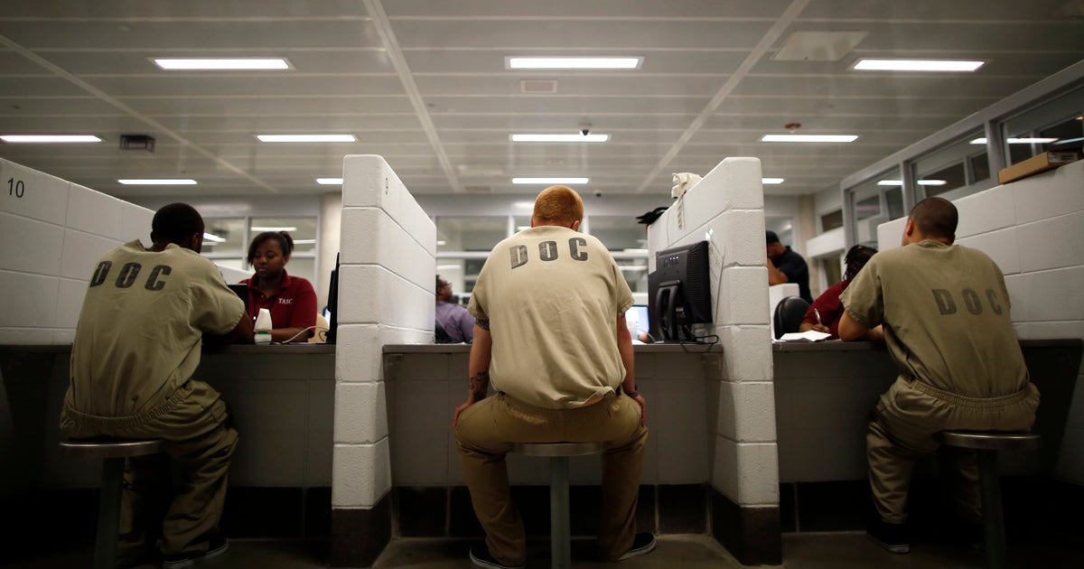 Masturbating Inmates Are A 'Traumatizing' Daily Problem For Female