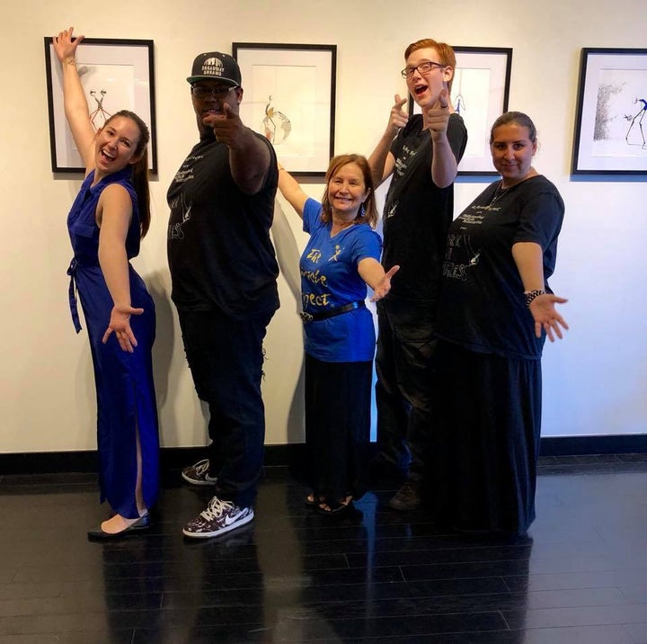 <p>Hannah Warren, Domonique Brown, Elaine Hall, Coby Bird, Harlee Davenport at GP Deva Gallery in Beverly Hills. Artist Karolina Adams</p>