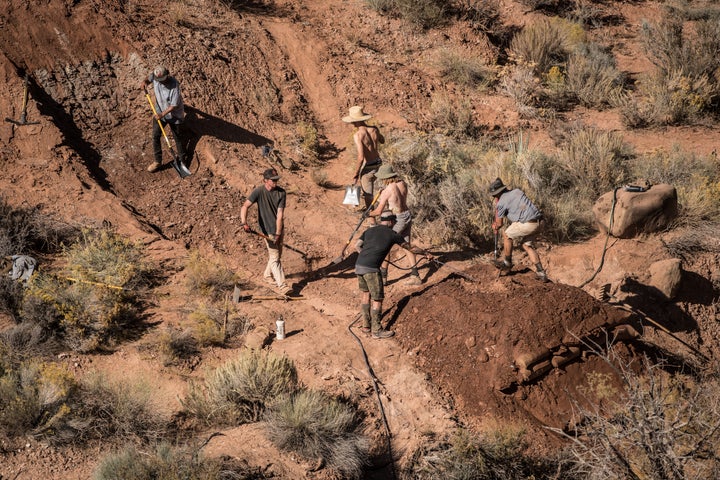 <p>Each of the 20 riders participating assembles their own build team of friends and supporters. As the event is laid out on a mountain side in the middle of the desert, construction is grueling and dirty work.</p>