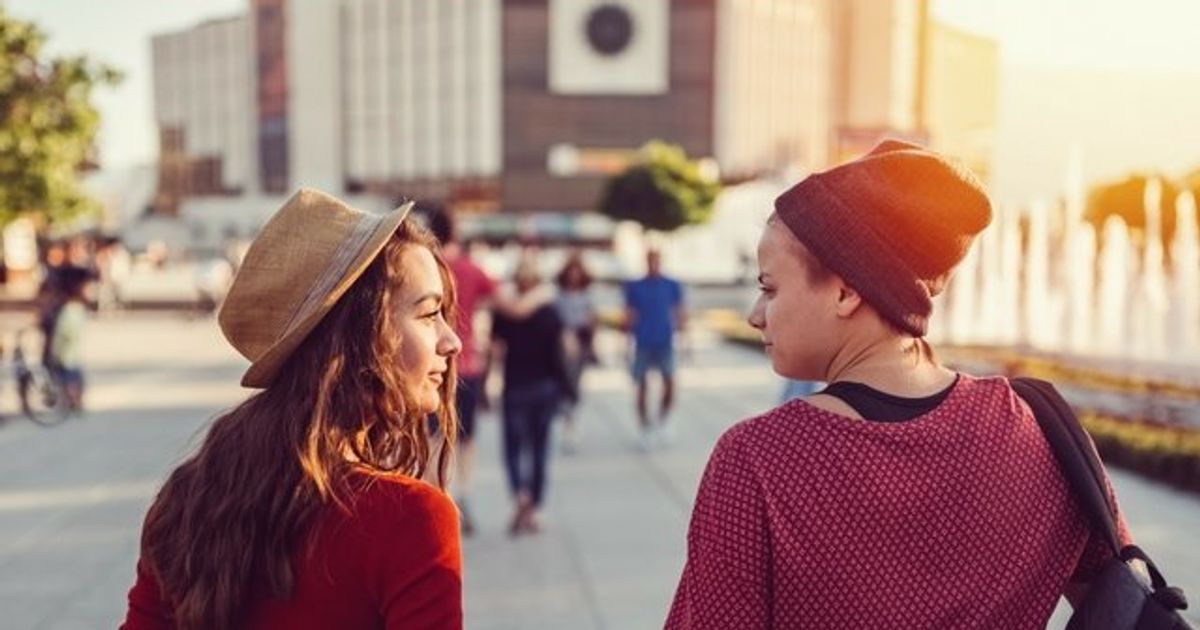 16 Questions To Ask On A First Date According To Marriage Therapists