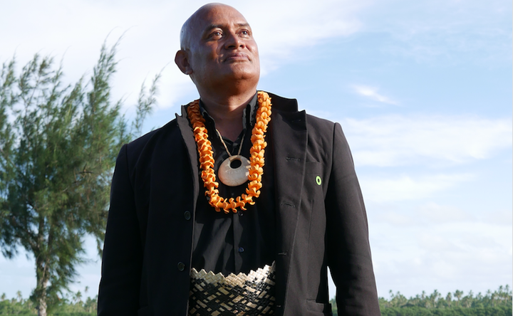 <p>Renown Tongan artist Uili Lousi </p>