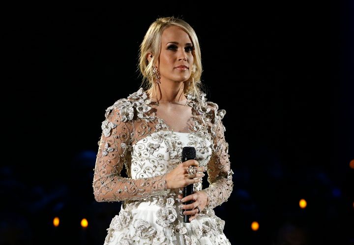 Country music star Carrie Underwood is recovering after a fall at her Nashville home left her with a broken wrist and other injuries.