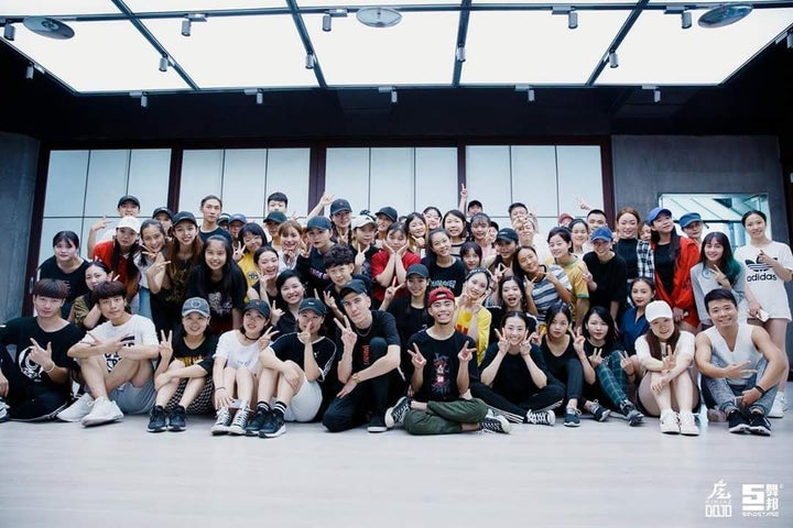 Kevin with his class at Kinjaz Dojo China which works closely with Quick Style and Sinostage