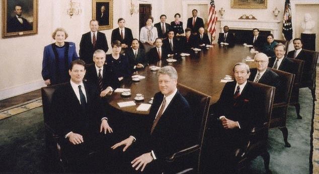 <p>President Clinton, Vice President Gore and the Cabinet.</p>