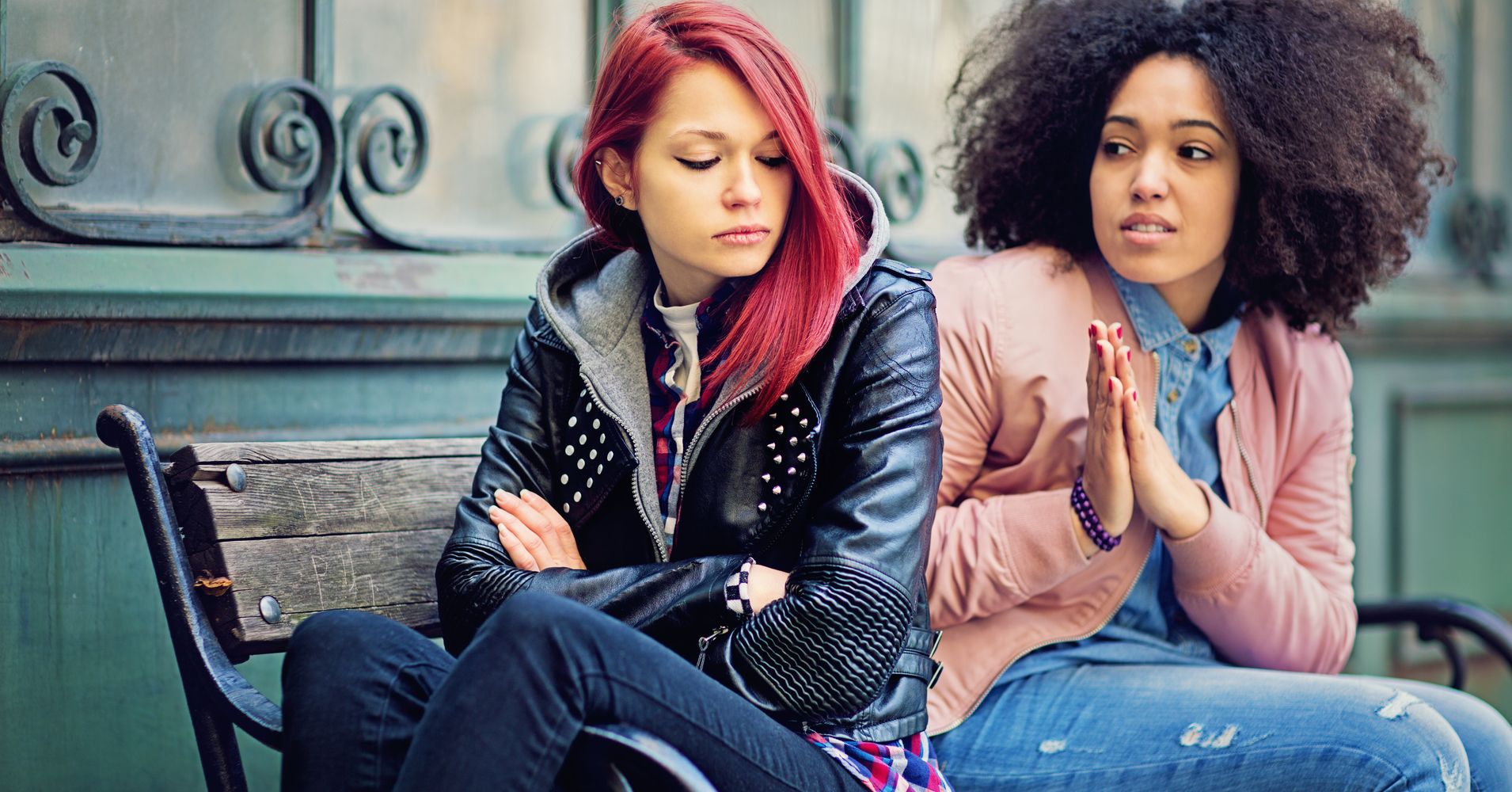 7 Glaring Signs You Need To Break Up With A Toxic Friend Huffpost