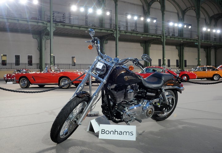 The 2013 Harley Davidson 1 585 cm3 Dyna Super Glide Custom that was donated to Pope Francis is seen on display ahead of Bonham's sale of vintage cars on Feb. 5, 2014.