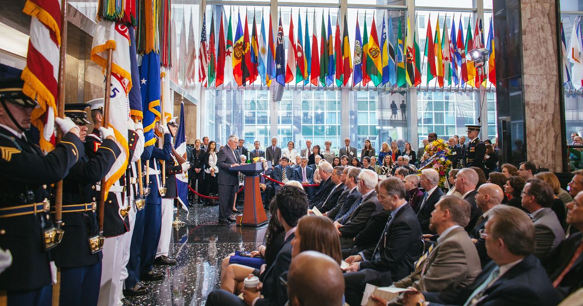 does-america-need-professional-diplomats-huffpost-contributor