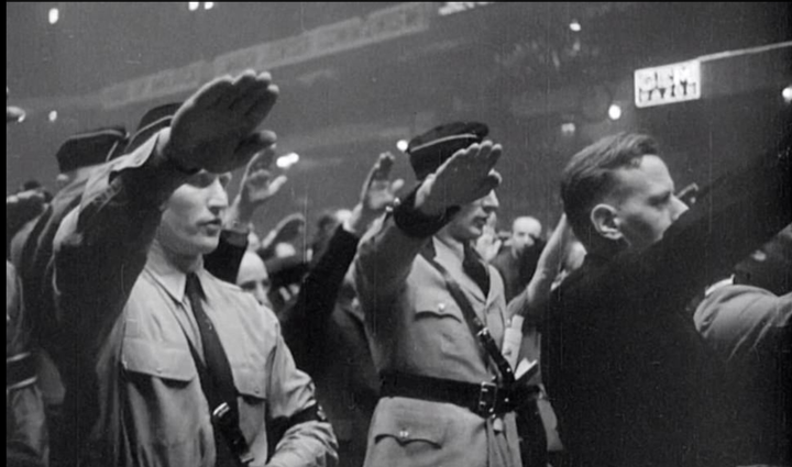 Nazi salutes at Madison Square Garden.