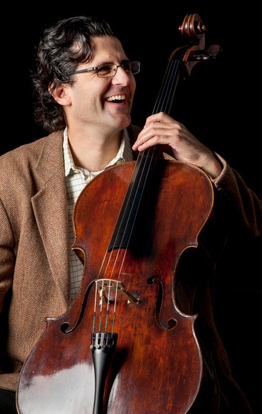 <p>Amit Peled proves that cellists can laugh</p>
