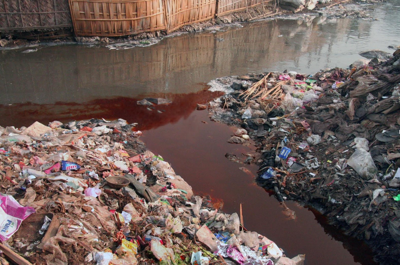 RiverBlue looks at Hazaribagh Tannery run-off in Dhaka, Bangladesh.
