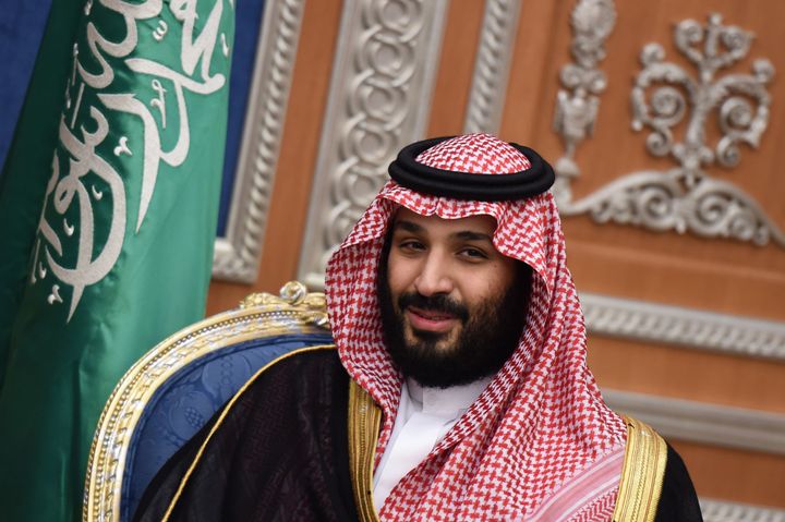 Saudi Crown Prince Mohammed bin Salman's move to consolidate power coincided with the Lebanese prime minister's announcement.