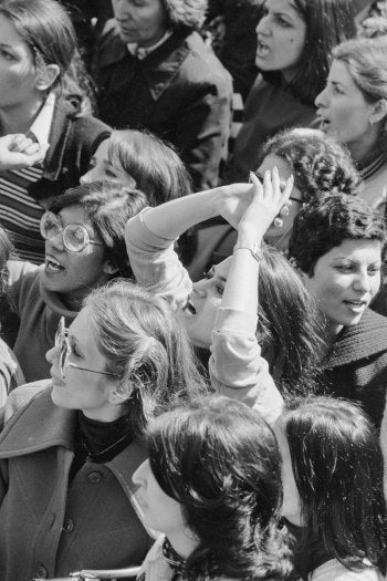 A candid shot from the Women’s Uprising of March 1979, captured by Iranian photographer Hengameh Golestan. 