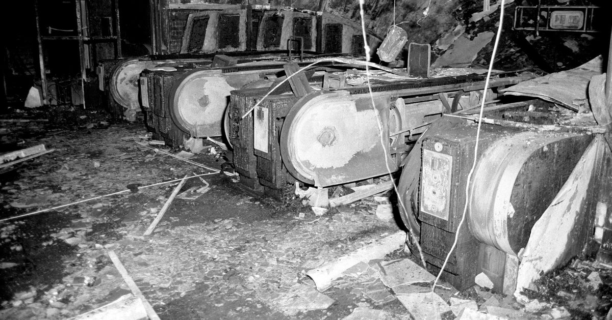 Out-of-control Rome escalator leaves football fans in a tangled crush TheStarTV.