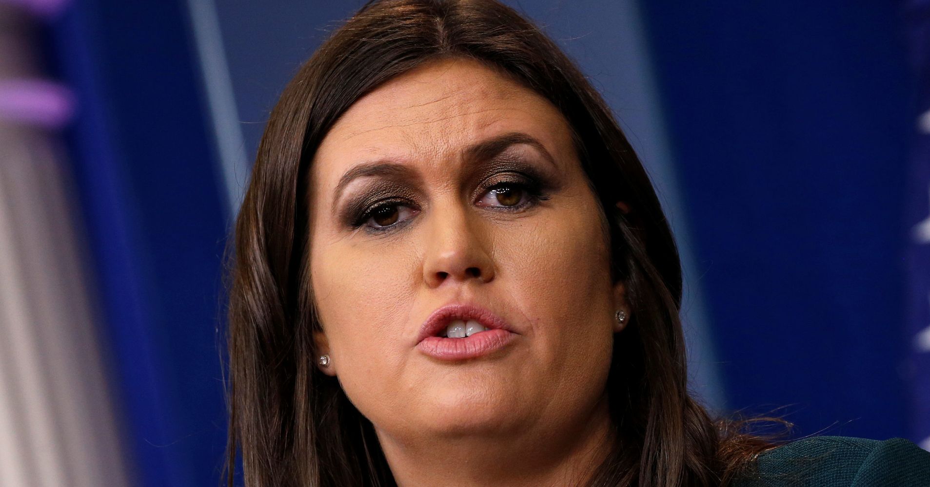 Sarah Sanders Asks Press To Say What They're Thankful For Before ...