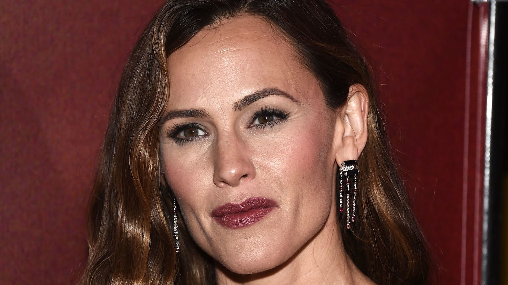 Jennifer Garner On Sexual Misconduct In Hollywood: We Can't Assume ...