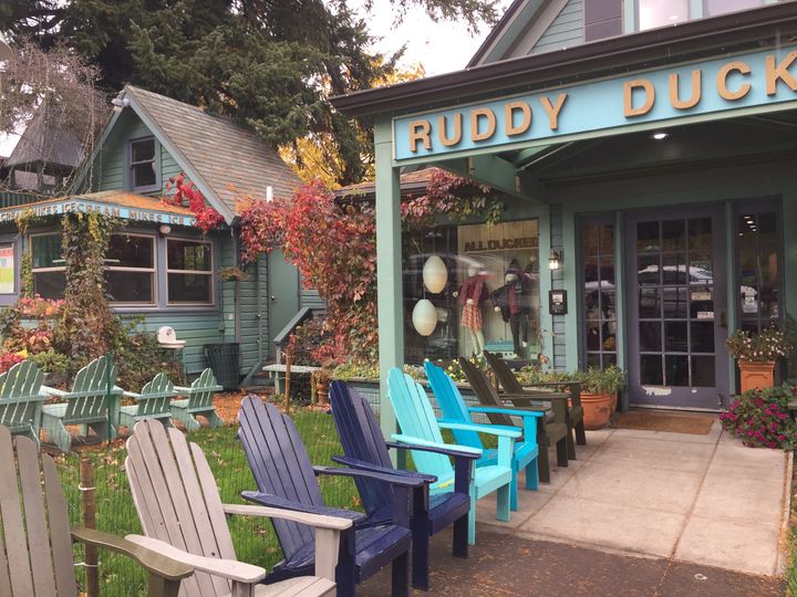 Hood River is a quirky and fun little town, with a famous brewery and lots of recreational activities.