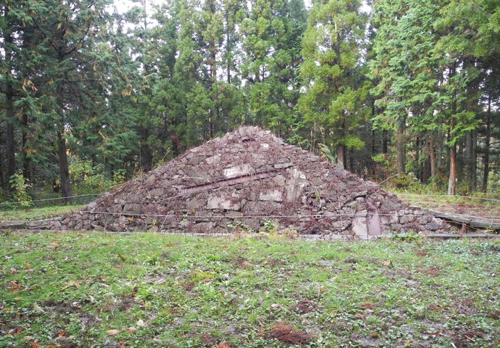 Kimio Tsuchiya’s 2005 Hidden Pyramid 