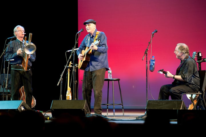 <p>(l to r): Muldaur, Kweskin and Sebastian in Newton, Mass.</p>