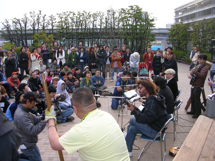 <p>Mad-Words at Yokohama Jug Band Festival, 2006</p>