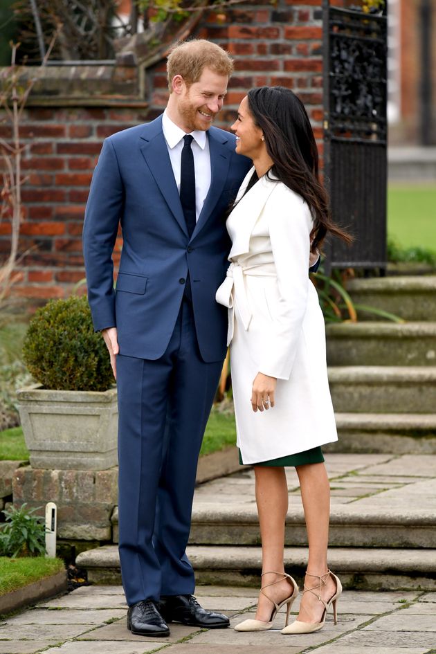 Prince Harry And Meghan Markle Pose For Their First Photos As An Engaged Couple Huffpost Uk 