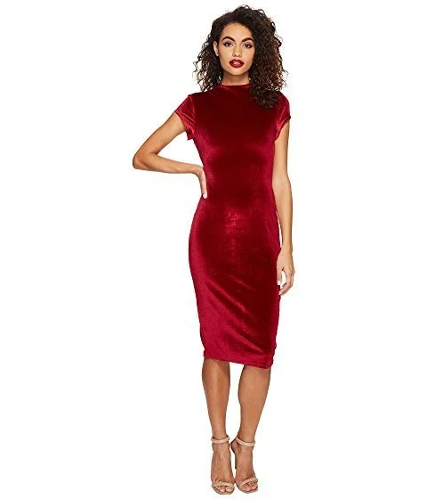Velvet Holiday Party Dresses That'll Have You Covered For Party Season