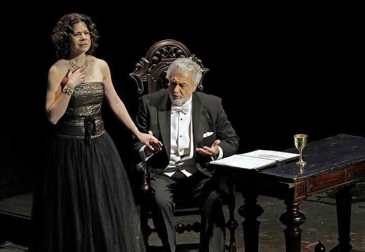 <p>Ana Maria Martinez and Plácido Domingo perform at the Plácido Domingo 50th Anniversary Concert </p>
