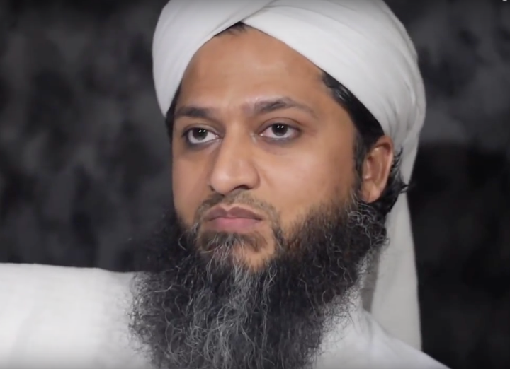 <p>Shaykh Javid Bhaiyat, Imam of the <a href="http://icclmd.org/" target="_blank" role="link" rel="nofollow" class=" js-entry-link cet-external-link" data-vars-item-name="Islamic Community Center of Laurel" data-vars-item-type="text" data-vars-unit-name="5a10e147e4b0e6450602ebbb" data-vars-unit-type="buzz_body" data-vars-target-content-id="http://icclmd.org/" data-vars-target-content-type="url" data-vars-type="web_external_link" data-vars-subunit-name="article_body" data-vars-subunit-type="component" data-vars-position-in-subunit="22">Islamic Community Center of Laurel</a>, MD, was one of the main speakers at the hate rally in Virginia. </p>