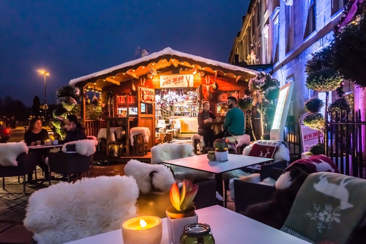 <p>Winter pop-up Après-Ski Bar, in front of Bath’s Abbey Hotel</p>