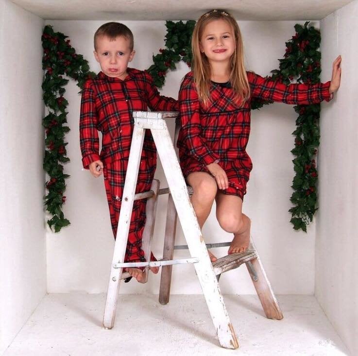 35 Hilarious Holiday Card Outtakes | HuffPost Life