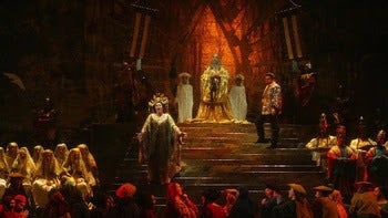 A scene from Beni Montresor's production of <strong><em>Turandot</em></strong> (originally designed for the New York City