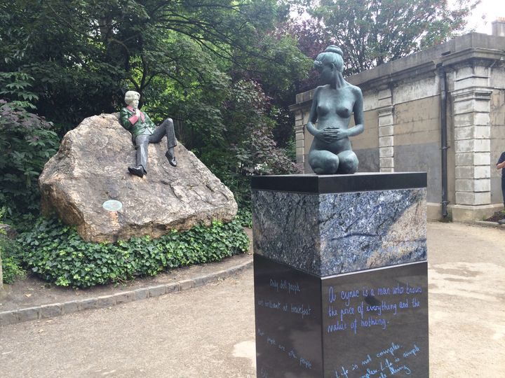 Oscar Wilde, Merrion Square